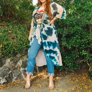 Suki So curve hugging goddess kimono